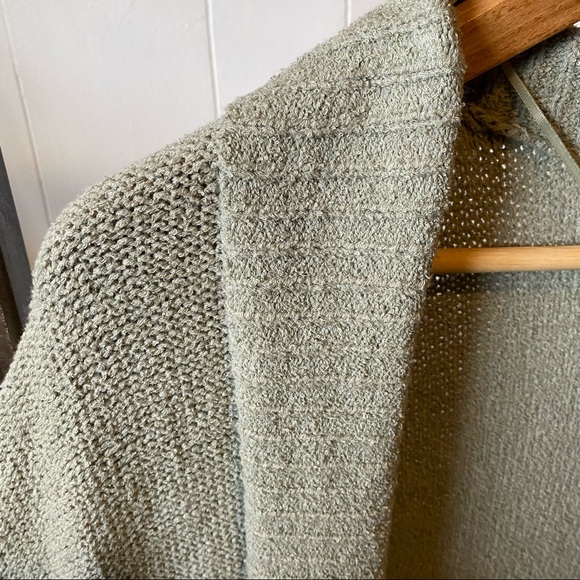 O’Neill • Sage Green Slouchy Sweater - Picture 5 of 6